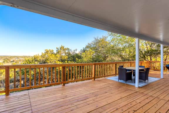 Mountain Top Retreat - Image 2